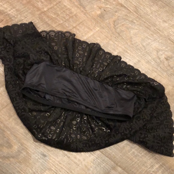 Victoria’s Secret Black Lace BabyDoll Bralette - Picture 7 of 8